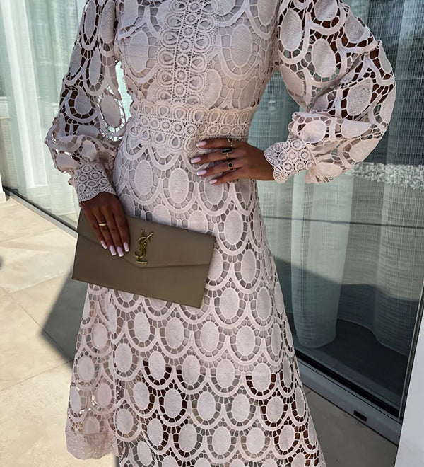 Gabrielle - Elegant Midi Dress