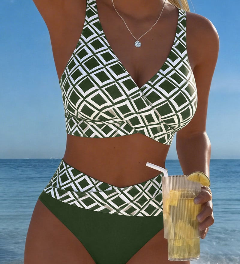 Fiona - Two-Piece Bikini with Cut-Out Bra and Diamond Pattern