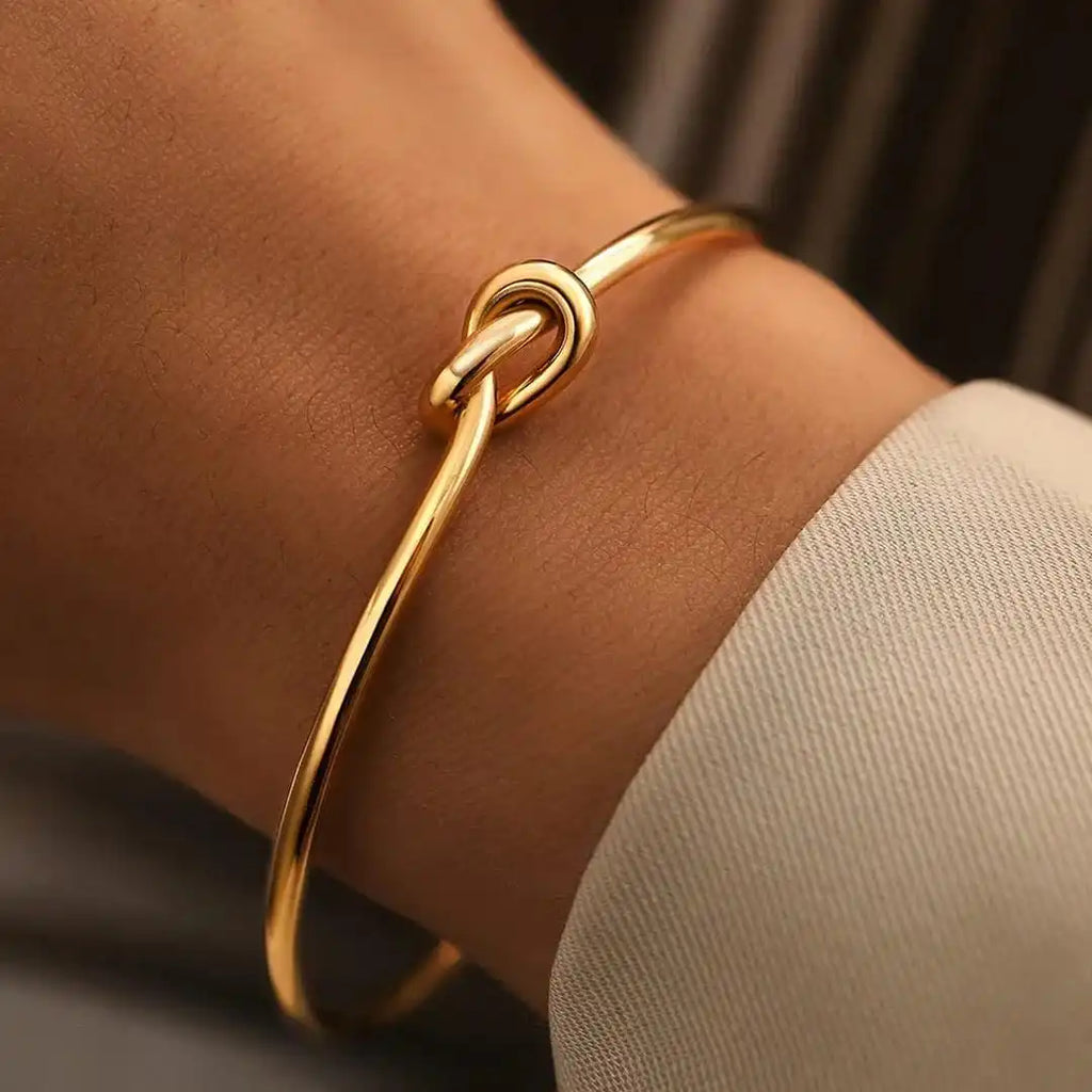 Golden Knot Adjustable Bracelet