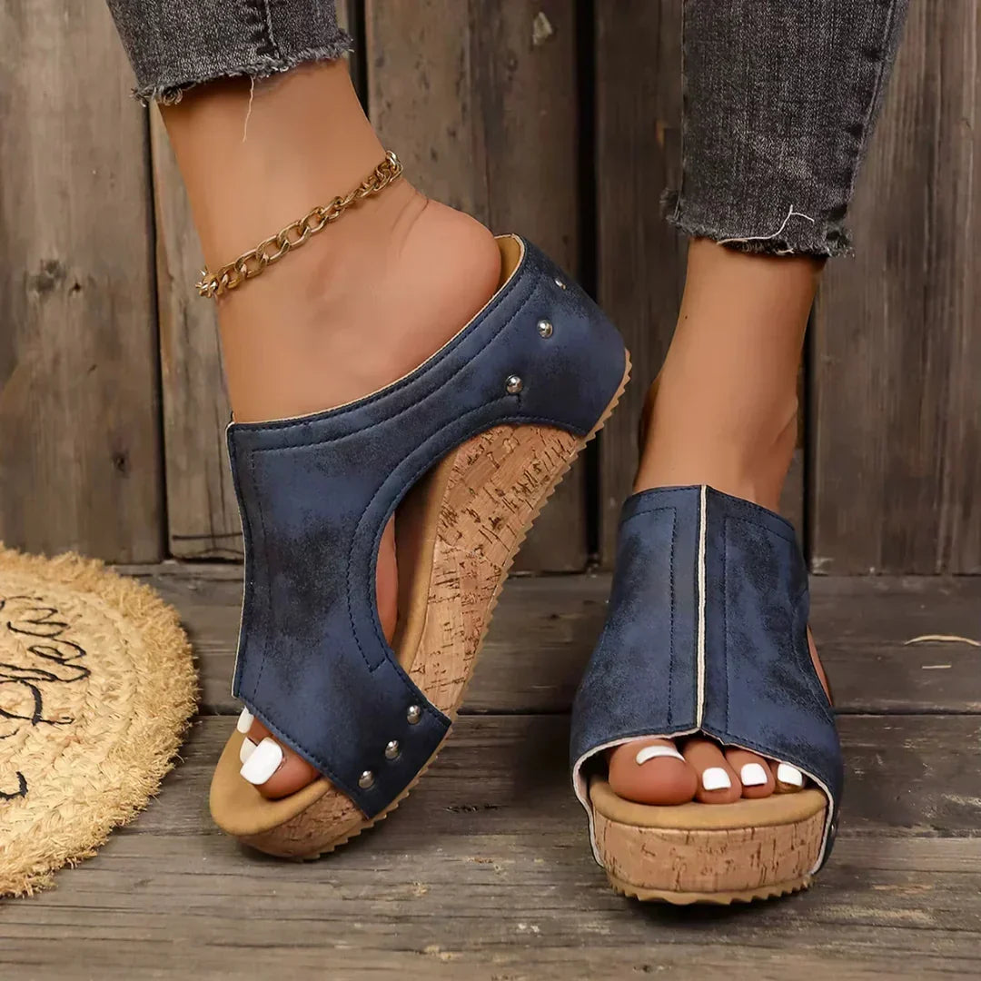 Brooke - Lumi Stud Wedges