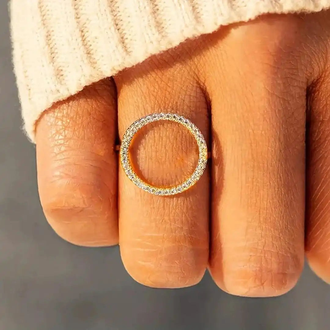 Round Cubic Circle Zirconia Ring
