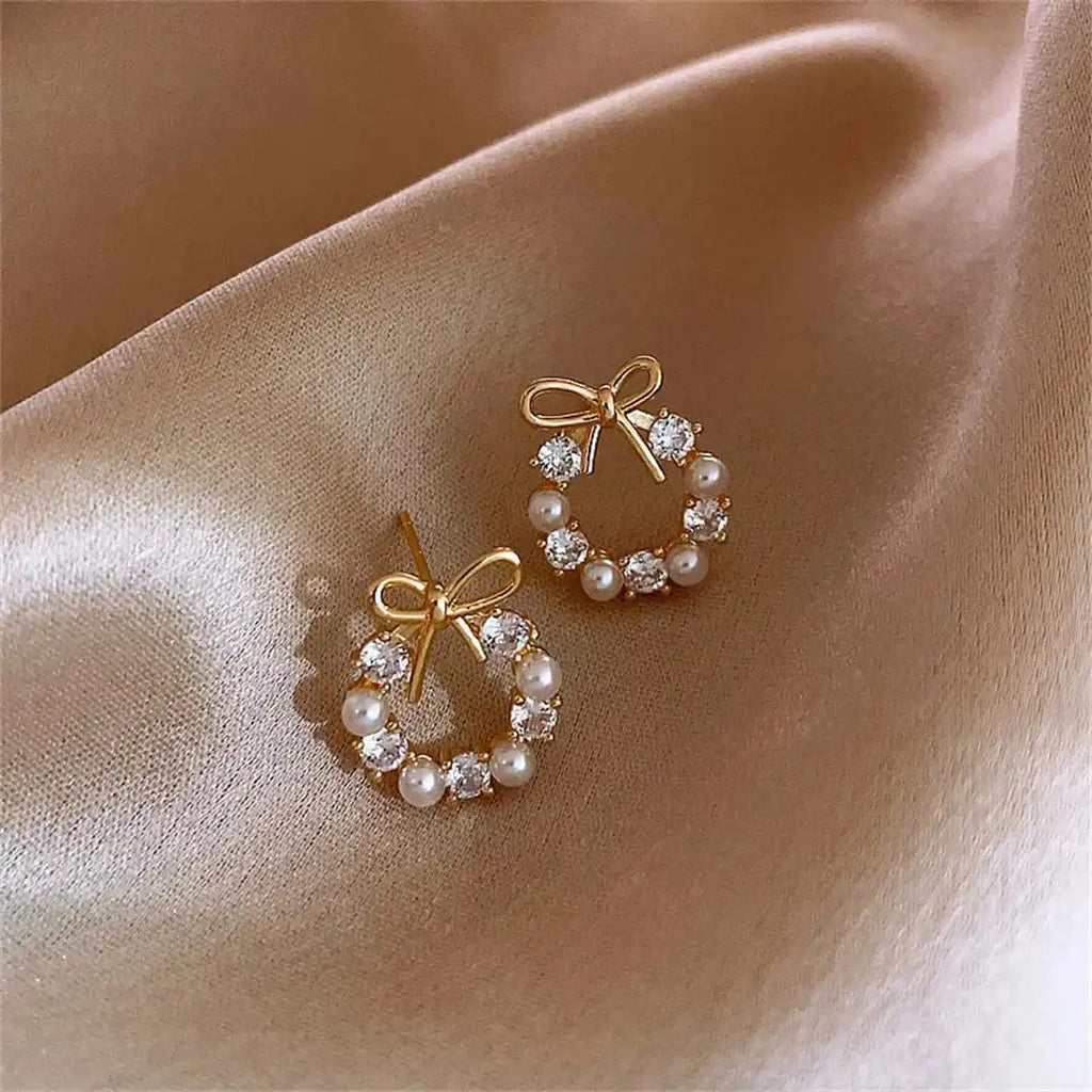 Bow Pearl Circle Stud Earrings
