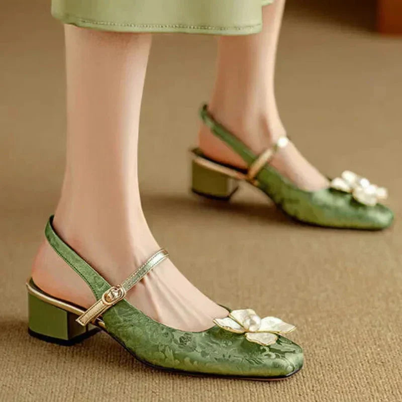 Mathilde – Elegant Women's Shoes with Floral Detail