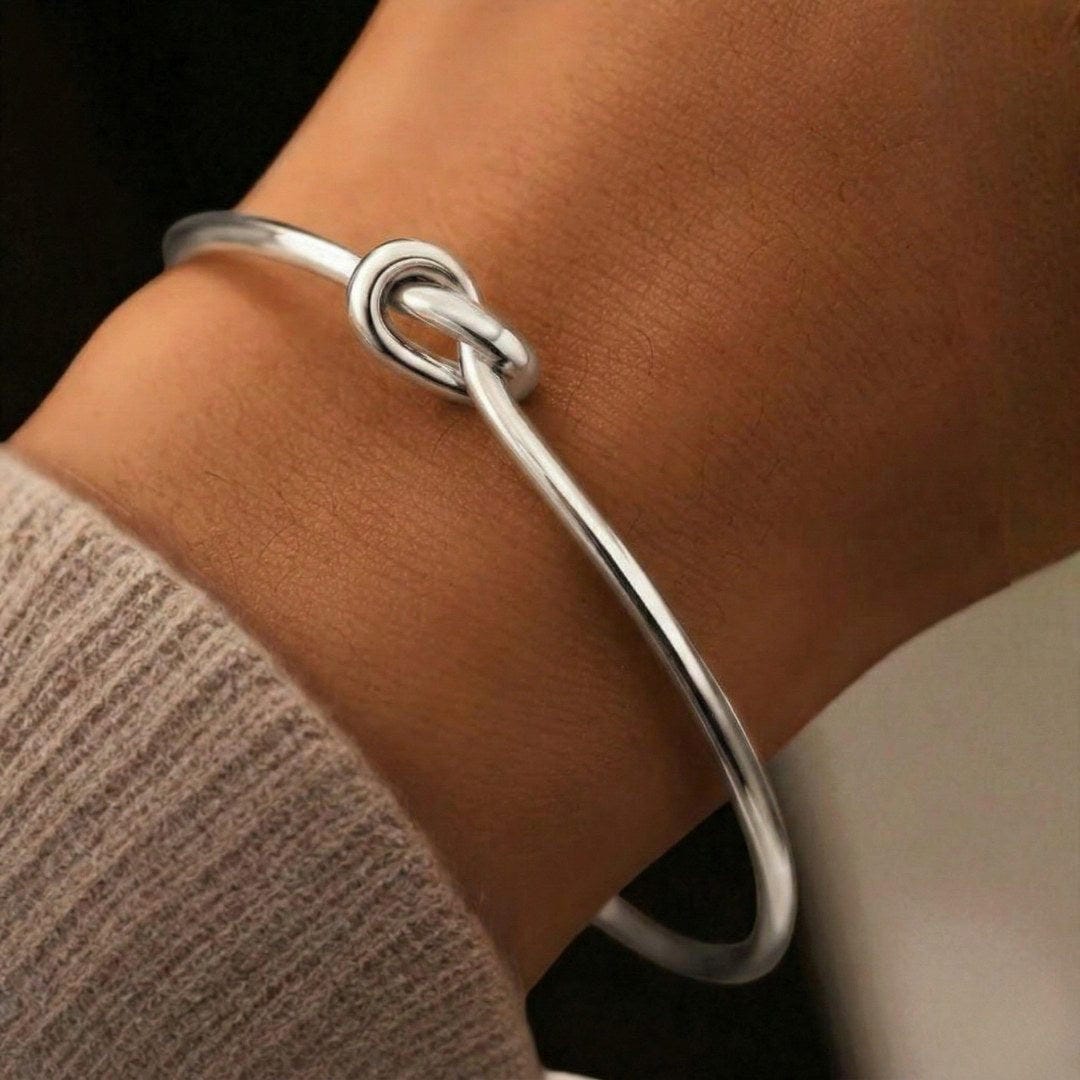 Golden Knot Adjustable Bracelet