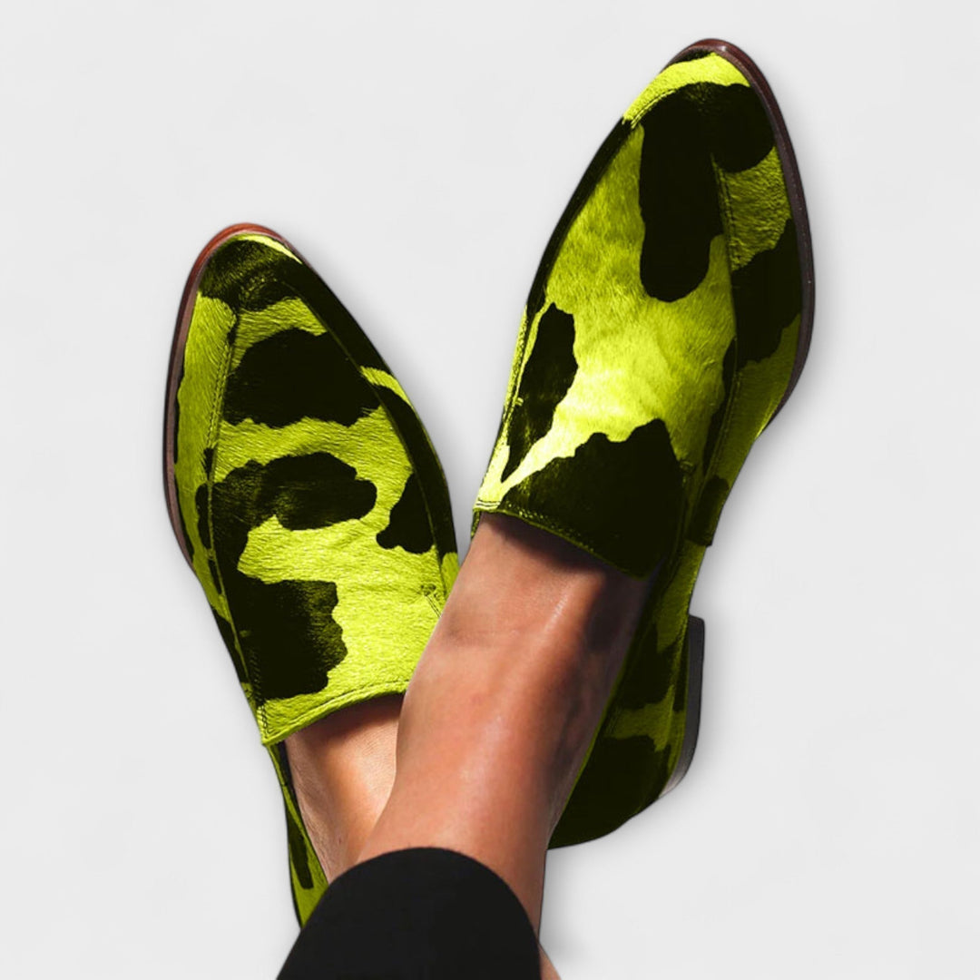 Janet – Cow Print