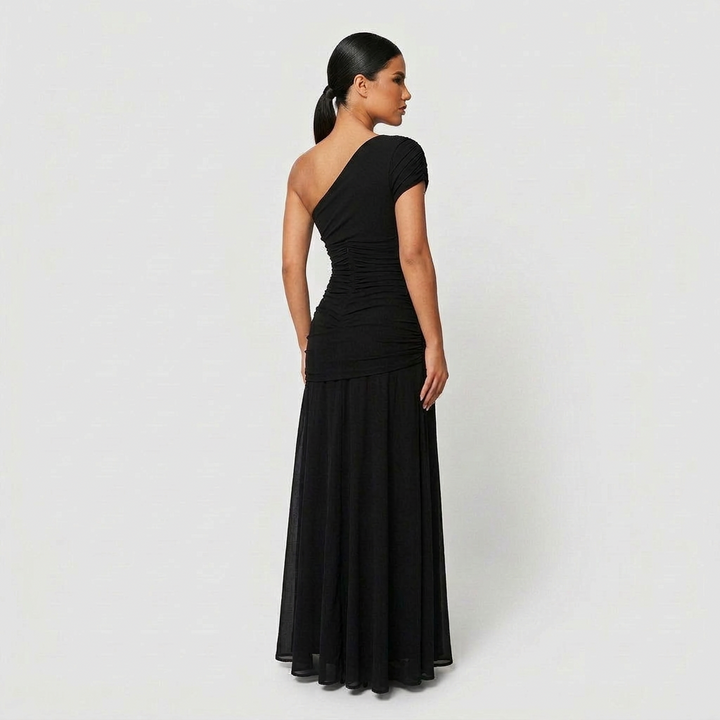 Macy - Elegant Maxi Dress