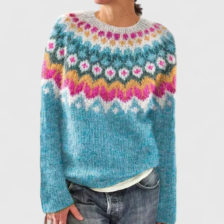 Iris - Comfortable Sweater