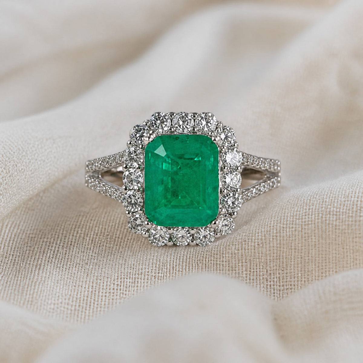 Emerald Regent Crown Ring