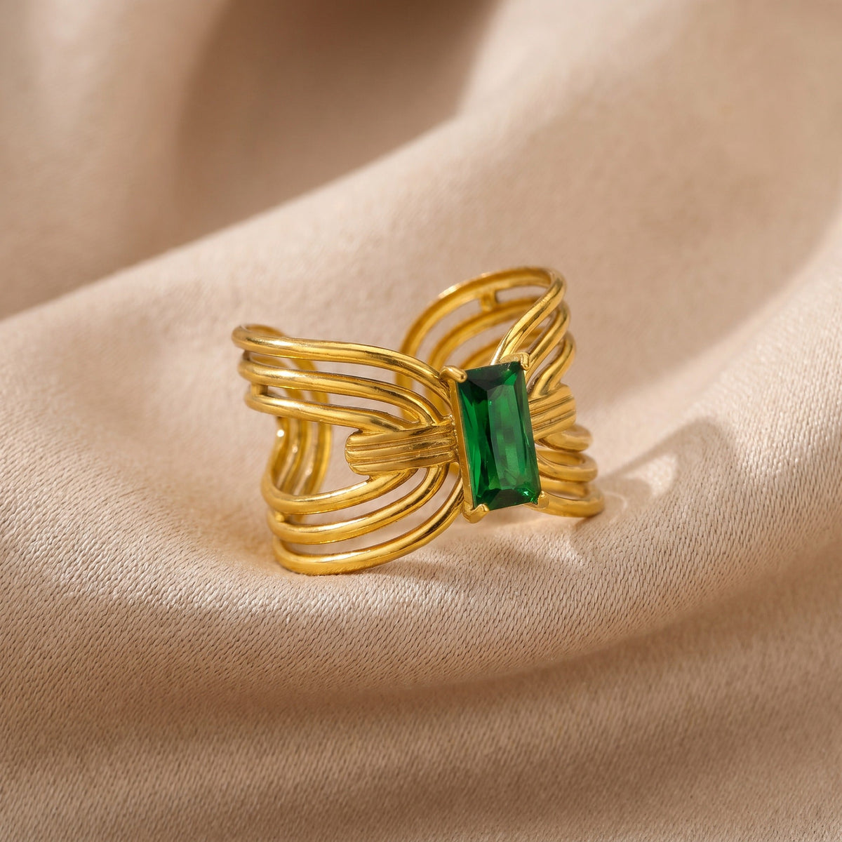 Emerald Essence Twist Ring